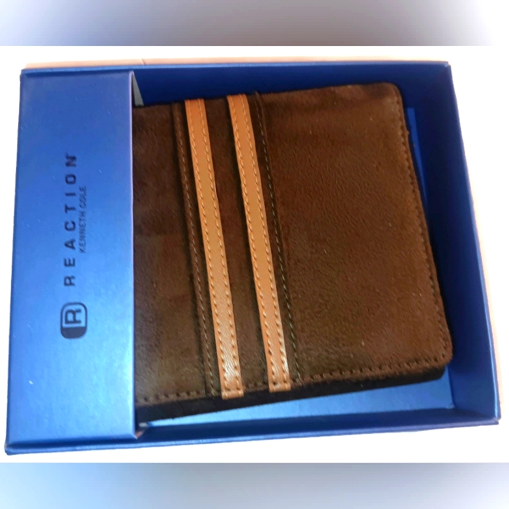 KENNETH COLE REACTION "RACING CAR"  WALLET, BROWN